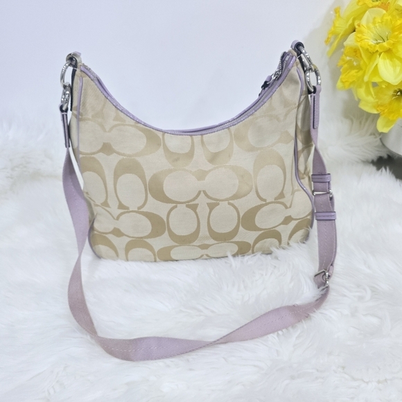 Coach signature tan and lilac purse - Picture 4 of 15